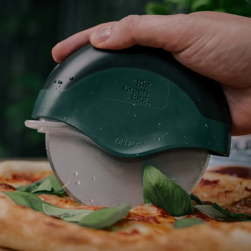 Big Green Egg - Ultimate Pizza Wheel.